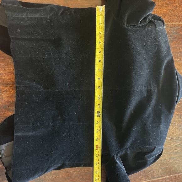 VTG Women’s black velvet blazer with puff sleeves Small Very Cute High Quality - Picture 8 of 9